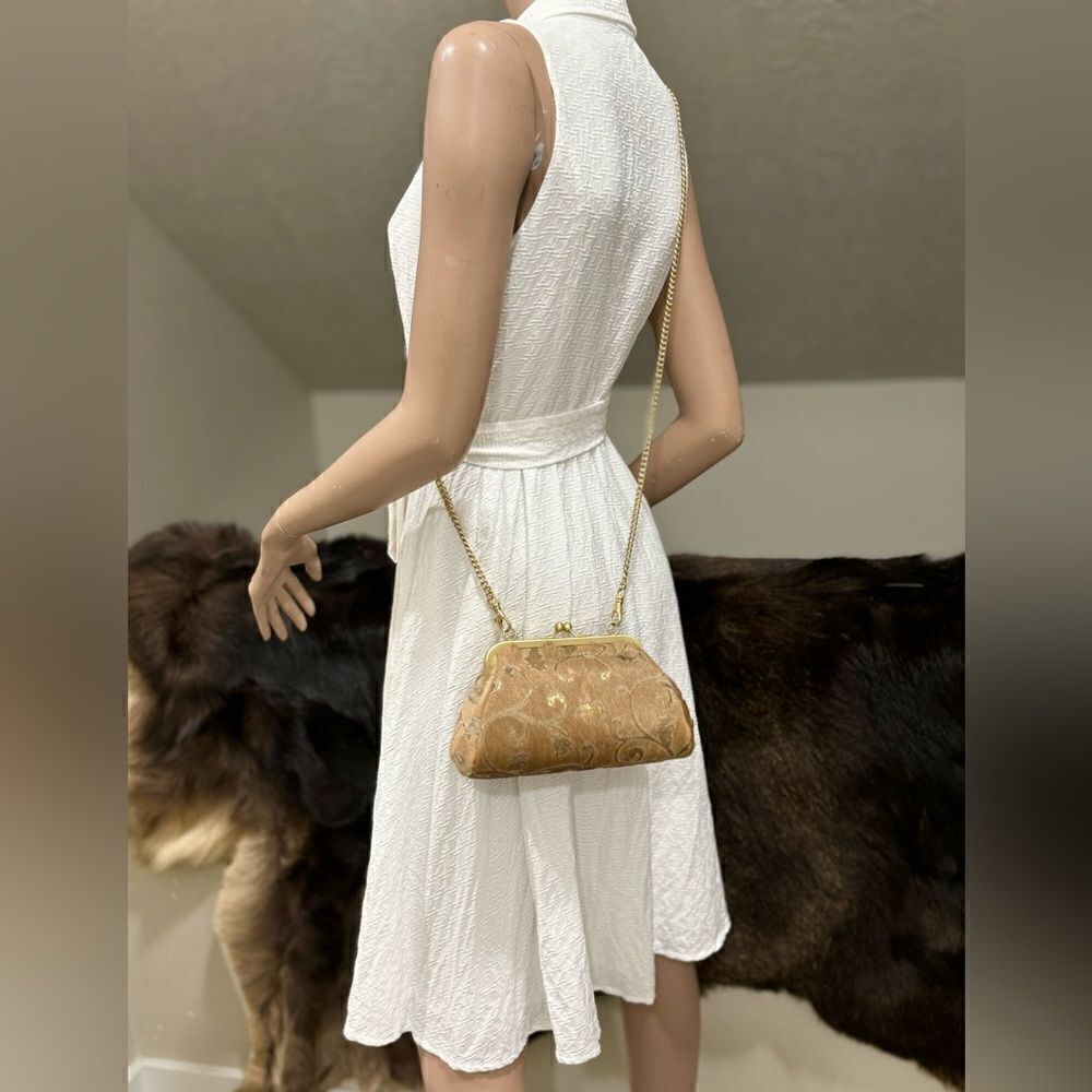 Vintage Style Real Hair-on Calfskin Floral Embossed Kisslock Clutch/Crossbody - Picture 8 of 16
